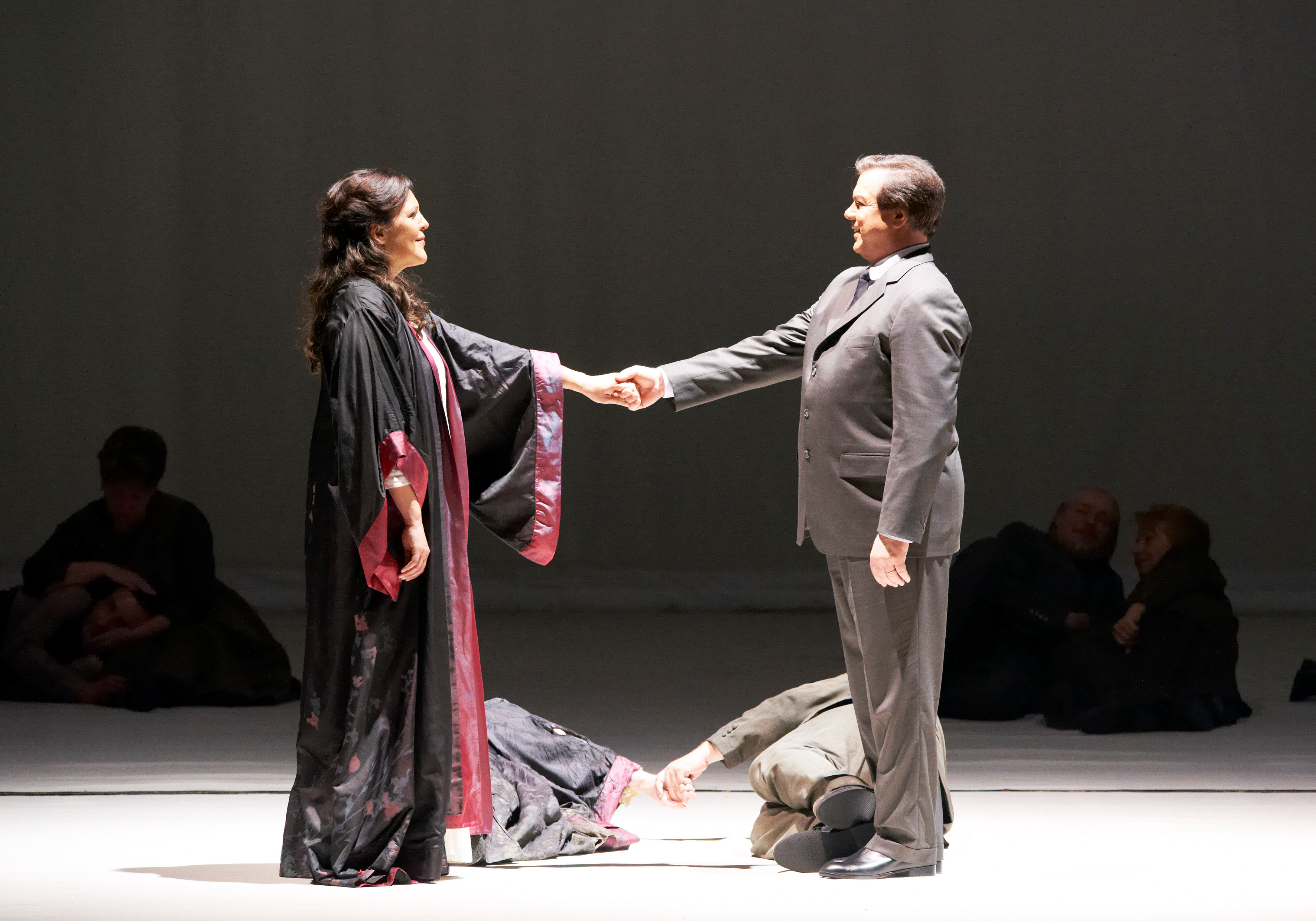 Adrianne Pieczonka as Die Kaiserin in Die Frau ohne Schatten at the Wiener Staatsoper. Adrianne Pieczonka as Die Kaiserin in Die Frau ohne Schatten at the Wiener Staatsoper.