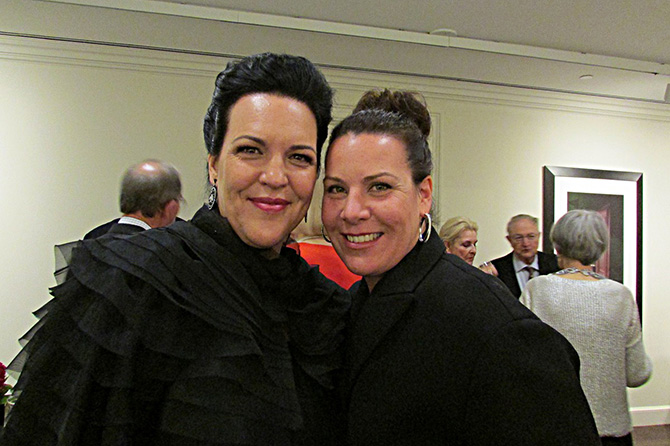Adrianne_Laura_web